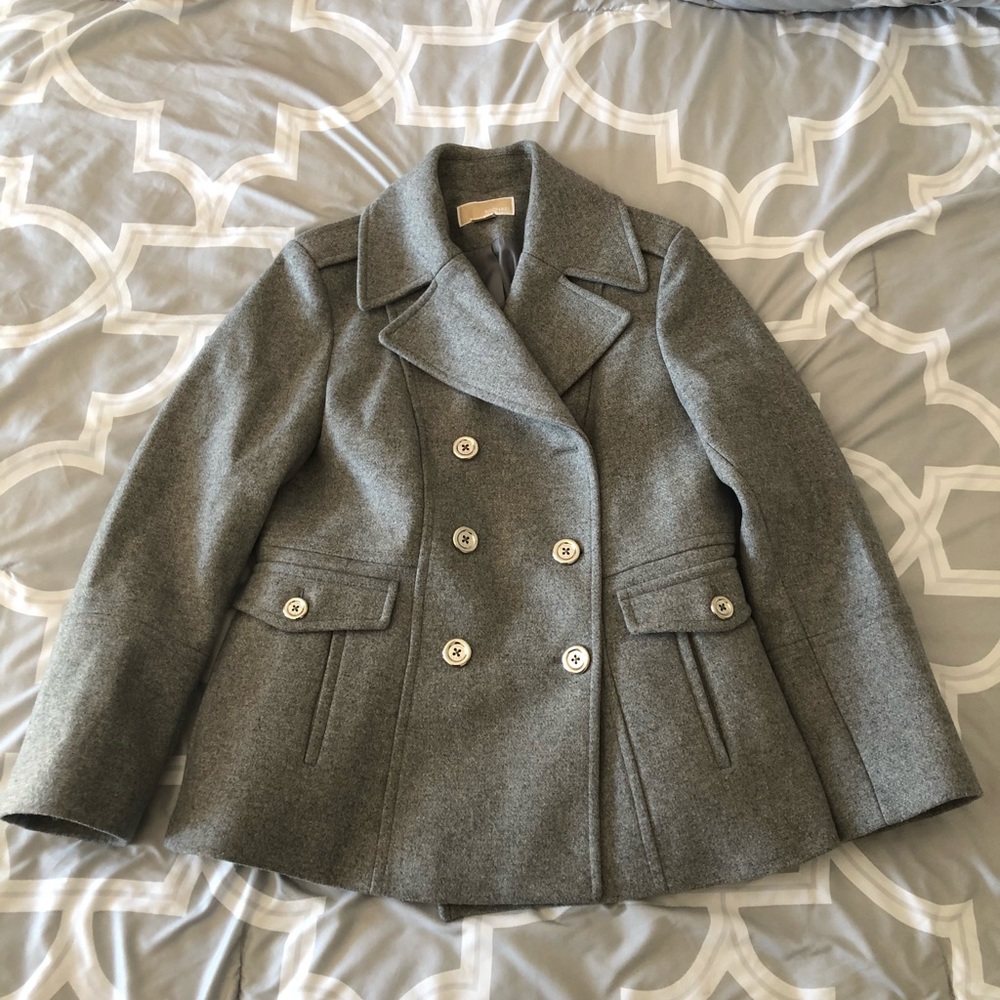 Michael Kors grey coat. Size XL. Used